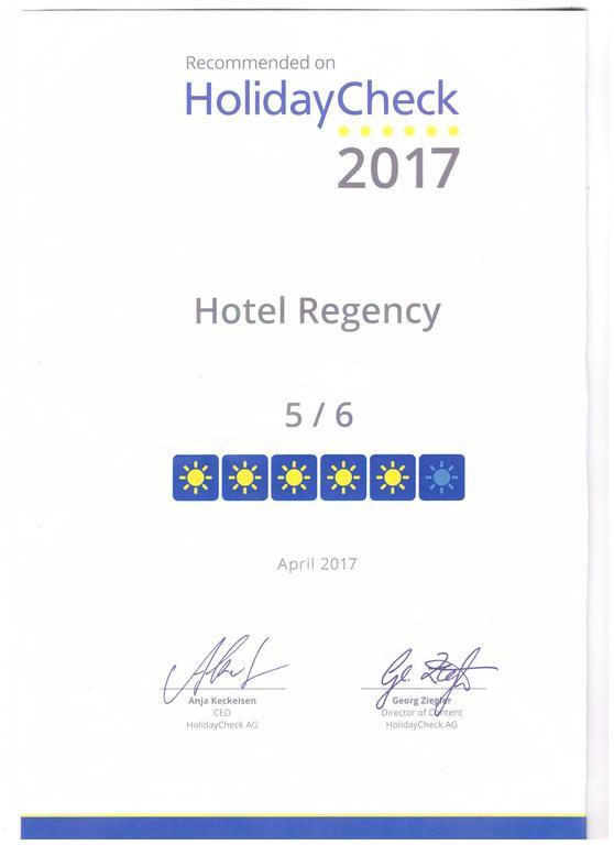Hotel Regency Корча Екстериор снимка