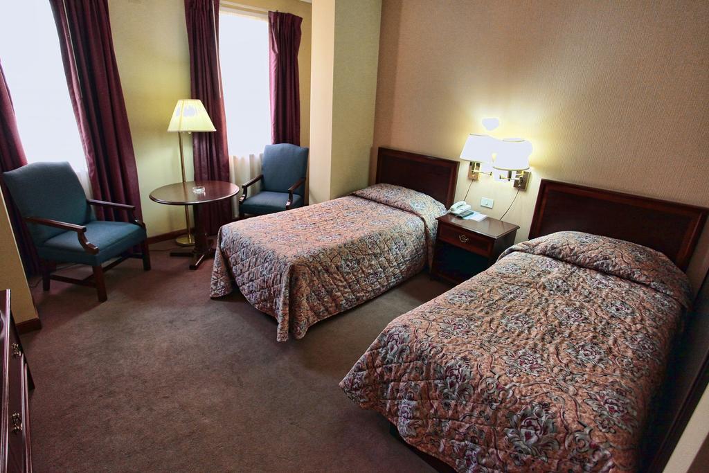 Hotel Regency Корча Екстериор снимка