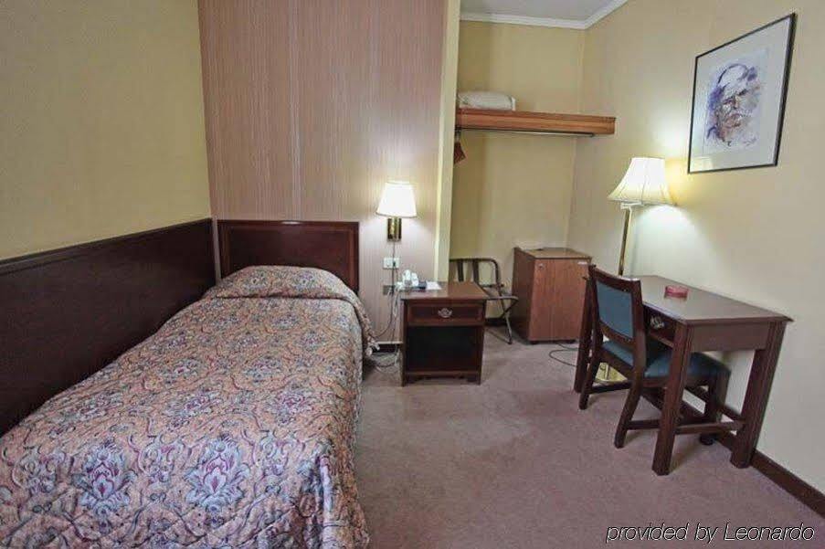 Hotel Regency Корча Екстериор снимка